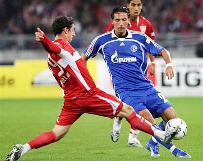 使他在与对 使他在与对